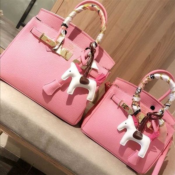 herme birkin 5a bags new h classic bag lychee grain leather handle arm in cross bk25 bk30 the same as fupo
herme birkin 5a bags new h classic bag lychee grain leather handle arm in cross bk25 bk30 the same as fupo