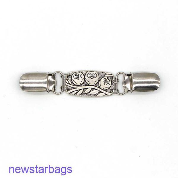 manufacturer gift wholesale 3 bird brooches alloy scarves button cartoon series shawl clip children's jewelry, Gray
manufacturer gift wholesale 3 bird brooches alloy scarves button cartoon series shawl clip children's jewelry, Gray