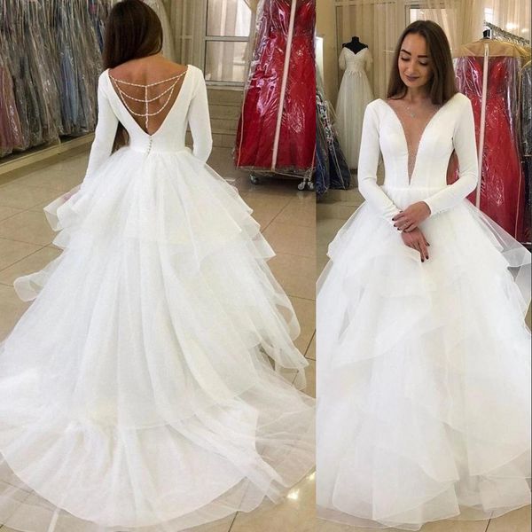 2023 a line wedding dresses summer bohemian simple country deep v neck keyhole tulle ruffles long sleeves open back sweep train plus size br, White
2023 a line wedding dresses summer bohemian simple country deep v neck keyhole tulle ruffles long sleeves open back sweep train plus size br, White