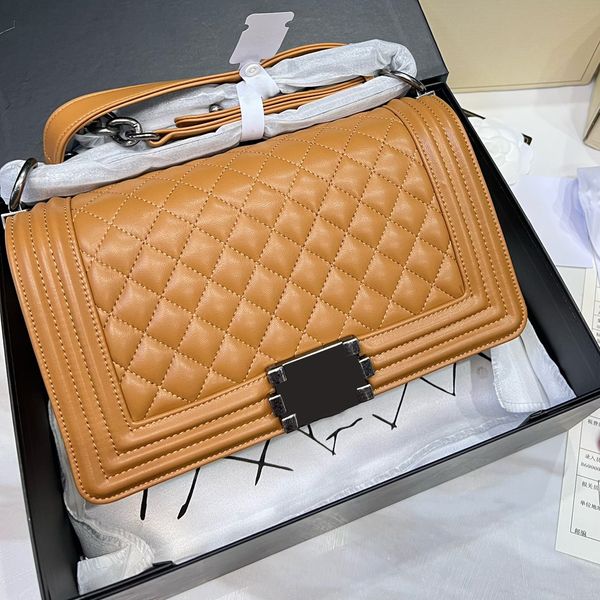 classic luxury girl boy lambskin quilted bags women vintage silver metal matelasse chain strap large capacity handbags designer trend wallet
classic luxury girl boy lambskin quilted bags women vintage silver metal matelasse chain strap large capacity handbags designer trend wallet