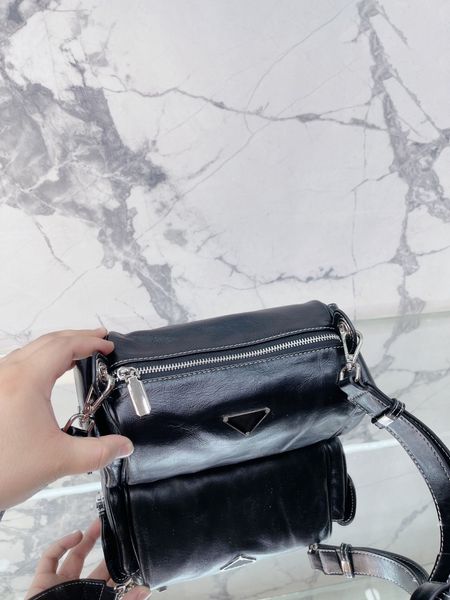 triangle pure color bag purse style two-in-one fashion bag - wide strap soft leather pocket with handle women designer handbag messenger pur
triangle pure color bag purse style two-in-one fashion bag - wide strap soft leather pocket with handle women designer handbag messenger pur