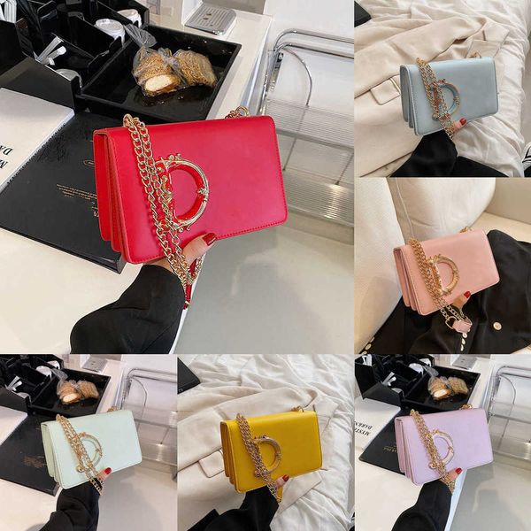 luxurys bags women shoulder bag designer crossbody chain bag black purse fashion letters print messenger design handbags 221221
luxurys bags women shoulder bag designer crossbody chain bag black purse fashion letters print messenger design handbags 221221