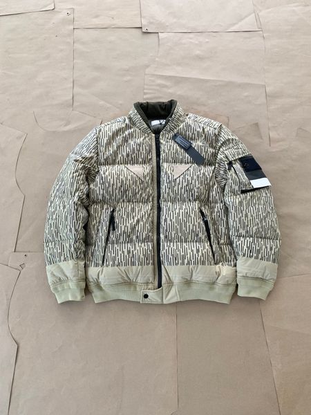 men's jackets compass embroidery autumn and winter fashion women's stone warm down 230110, Black;brown
men's jackets compass embroidery autumn and winter fashion women's stone warm down 230110, Black;brown