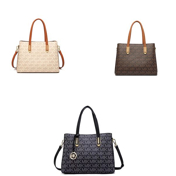 genuine leather shoulder bags designer woman ladies handbags valentine's day purses small tote fashion brand crossbody christmas bag wi
genuine leather shoulder bags designer woman ladies handbags valentine's day purses small tote fashion brand crossbody christmas bag wi