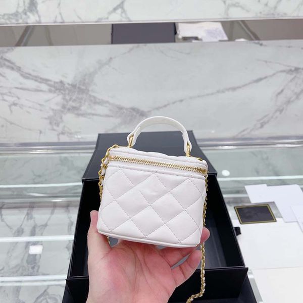 luxurys designers bags plain women handbag crossbody bag style good nice shoulder versatile metal letter leather solid leather postman handb
luxurys designers bags plain women handbag crossbody bag style good nice shoulder versatile metal letter leather solid leather postman handb