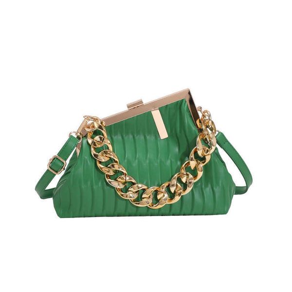 triangle shape ladies shoulder crossbody purses 2022 luxury large hand bags thick chain handbags for women female tote bolsa 
triangle shape ladies shoulder crossbody purses 2022 luxury large hand bags thick chain handbags for women female tote bolsa