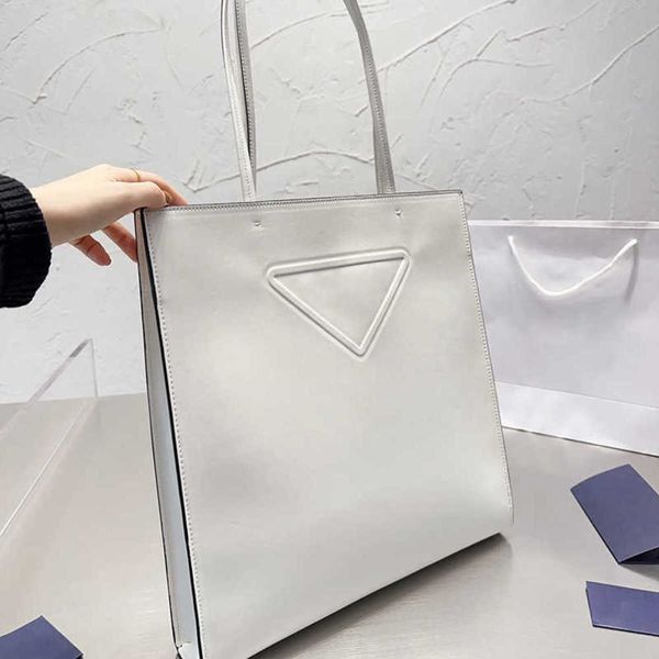 book tote bags leather shopping bag designer totes handbags fashion large shoulder bags luxury bag black purse wallet 221209
book tote bags leather shopping bag designer totes handbags fashion large shoulder bags luxury bag black purse wallet 221209