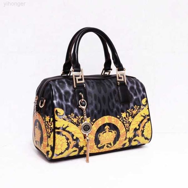 latest fashion pillow women hand bags colorful printing ladies bags texture designer crossbody bags for girls factory supply
latest fashion pillow women hand bags colorful printing ladies bags texture designer crossbody bags for girls factory supply