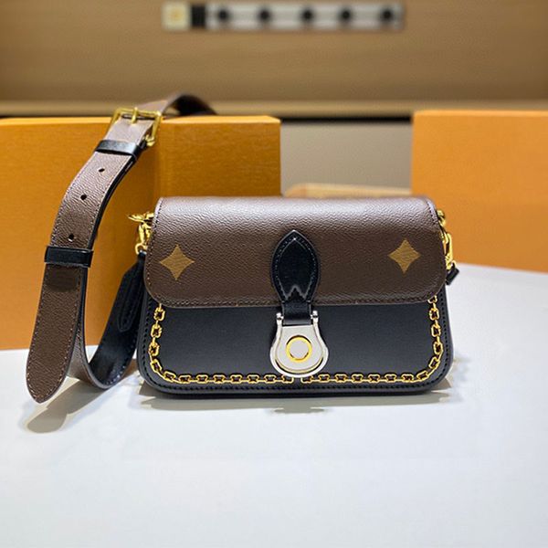 7a flap messenger crossbody bag women shoulder bags classic old flower metal hasp handbags clutch purse gold hardware removable adjustable s
7a flap messenger crossbody bag women shoulder bags classic old flower metal hasp handbags clutch purse gold hardware removable adjustable s