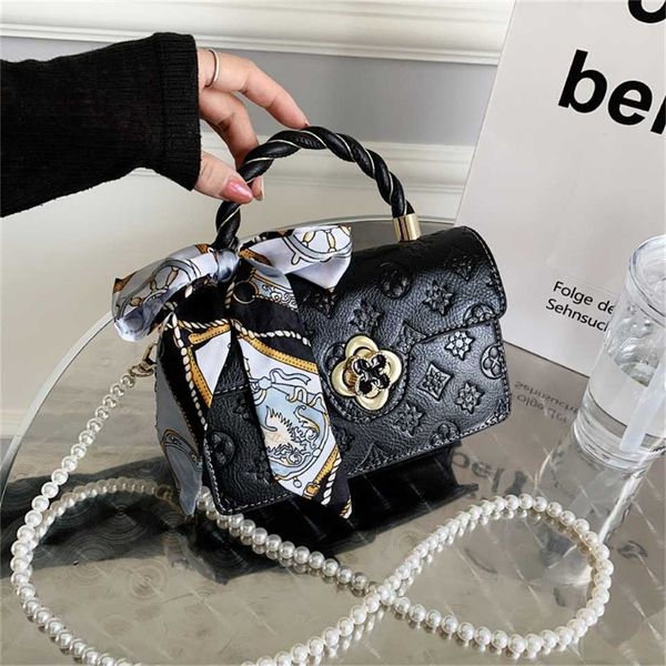 70% off handbags outlet usa fashion texture small popular embossed black single messenger small
70% off handbags outlet usa fashion texture small popular embossed black single messenger small
