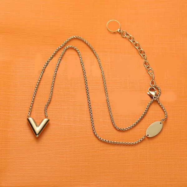 2023 love bracelets designers valentines day wedding gifts letter charm bracelet chain for man classic friendship bracelets for kids plated, Golden;silver
2023 love bracelets designers valentines day wedding gifts letter charm bracelet chain for man classic friendship bracelets for kids plated, Golden;silver
