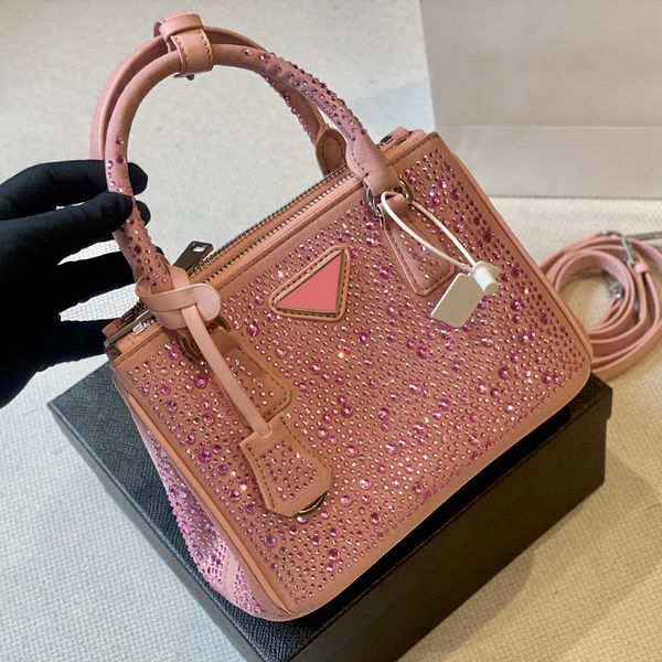 luxurys handbag bags designer women bag designers crossbody bags womens diamonds fashion all-match handbags 230325
luxurys handbag bags designer women bag designers crossbody bags womens diamonds fashion all-match handbags 230325