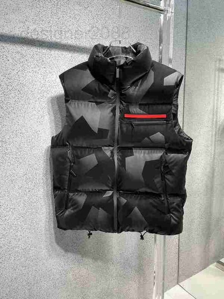 men's vests designer winter handsome down vest fashion camo thermal s zipper collar design luxury mens vp6u, Black;white
men's vests designer winter handsome down vest fashion camo thermal s zipper collar design luxury mens vp6u, Black;white