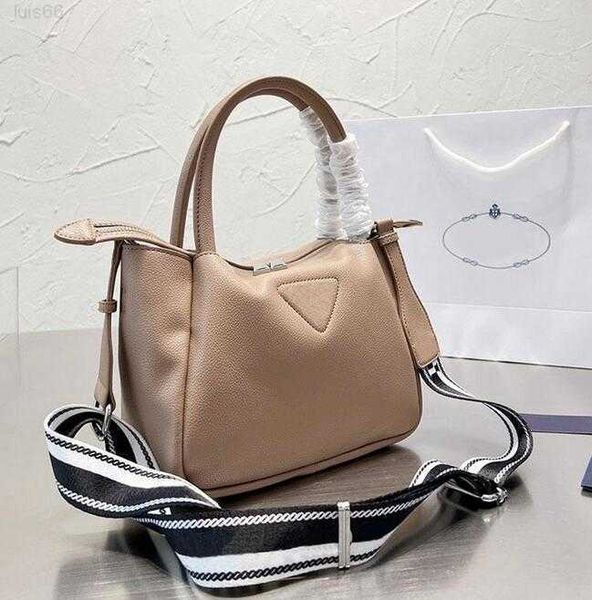 designer bag handbag leather hobo bags crossbody tote bag women shoulder bag adjustable splice letters striped nylon strap hardware
designer bag handbag leather hobo bags crossbody tote bag women shoulder bag adjustable splice letters striped nylon strap hardware