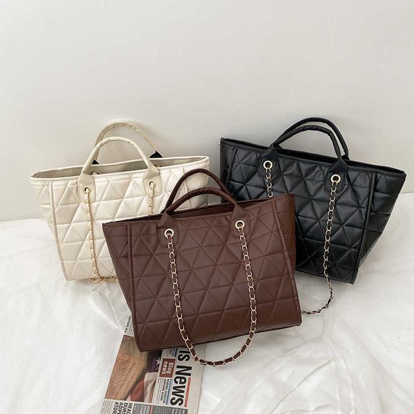 2022 korean printing luxury children's handbags female fashion princess crossbody bag
2022 korean printing luxury children's handbags female fashion princess crossbody bag