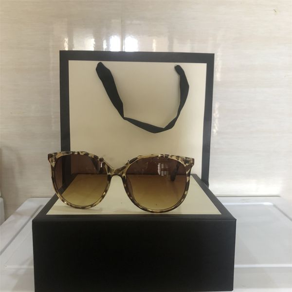 luxury designer sunglasses men eyeglasses outdoor shades pc frame fashion classic lady sun glasses mirrors for women hot, White;black
luxury designer sunglasses men eyeglasses outdoor shades pc frame fashion classic lady sun glasses mirrors for women hot, White;black