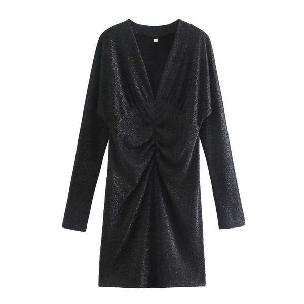 party dresses 2023 winter new style fashion temperament women's bright silk v-neck party slim dress, White;black
party dresses 2023 winter new style fashion temperament women's bright silk v-neck party slim dress, White;black