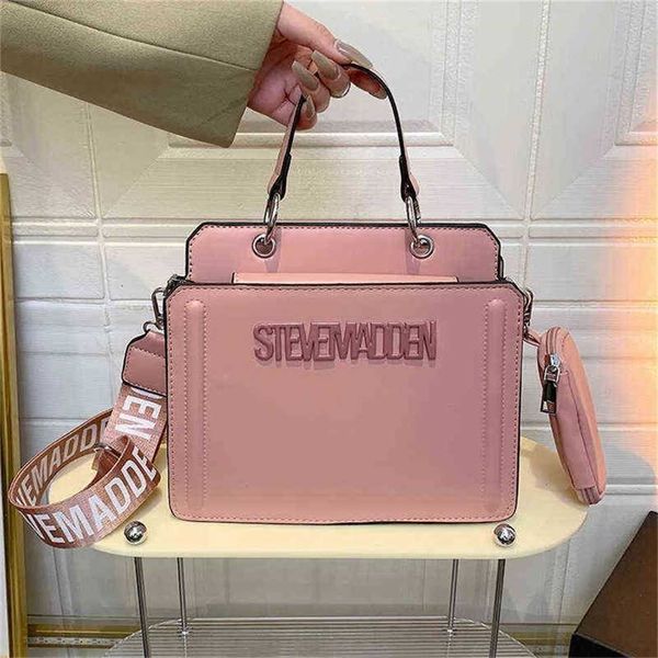 handbags sale up to 70% off women single messenger versatile handbags 
handbags sale up to 70% off women single messenger versatile handbags