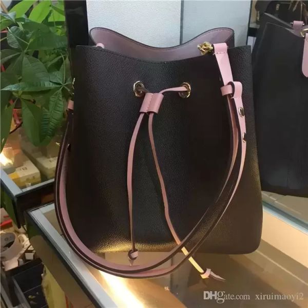 luxurys designers handbags womens shoulder bag grace totes shopping crossbody bags brown flower leather wallet lady clutch purse crossbody 2
luxurys designers handbags womens shoulder bag grace totes shopping crossbody bags brown flower leather wallet lady clutch purse crossbody 2