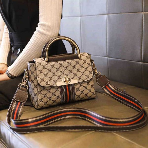 70% off handbags outlet sale leather female messenger small fashion versatile style wide strap single
70% off handbags outlet sale leather female messenger small fashion versatile style wide strap single