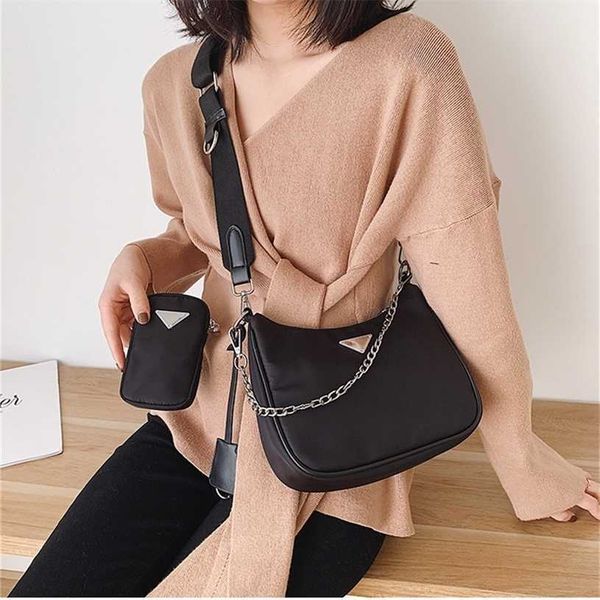 90% off bags clearance online fashion chain single armpit in one wide belt messenger
90% off bags clearance online fashion chain single armpit in one wide belt messenger