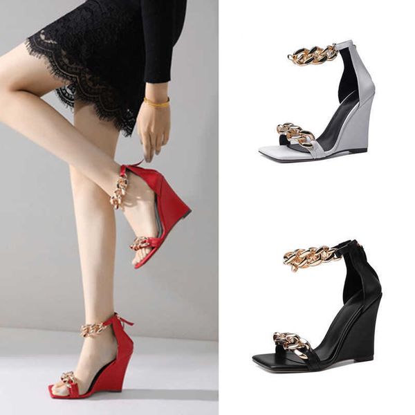 dress shoes sandals black party open toe sandals 2022 summer new women's metal chain slope heel sandals .5cm square head high heels r
dress shoes sandals black party open toe sandals 2022 summer new women's metal chain slope heel sandals .5cm square head high heels r