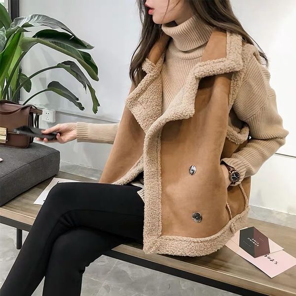 women's vests winter women loose sleeveless warm outwear vest with fur suede for ladies street fashion lamb wool clothing 230111, Black;white
women's vests winter women loose sleeveless warm outwear vest with fur suede for ladies street fashion lamb wool clothing 230111, Black;white