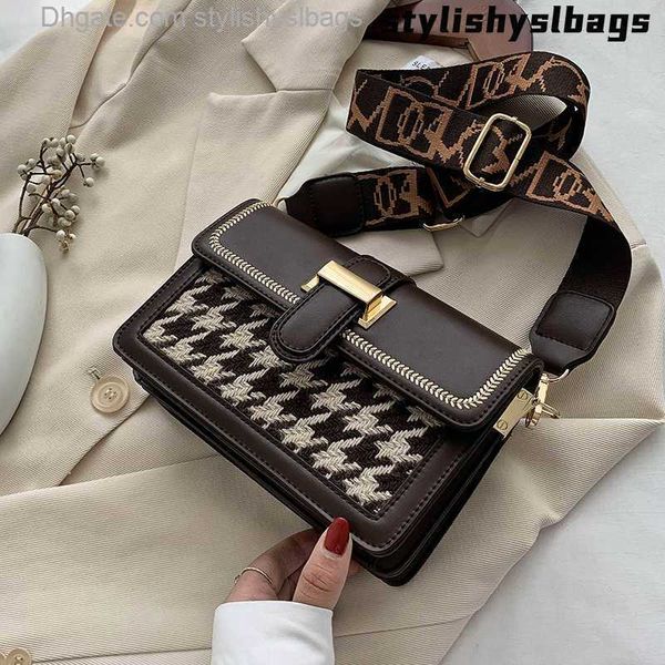 shoulder bags unique bag design retro woolen square bag elegant shoulder bag messenger bag width 20.5cm height 15cm thickness 8cm 011123h
shoulder bags unique bag design retro woolen square bag elegant shoulder bag messenger bag width 20.5cm height 15cm thickness 8cm 011123h