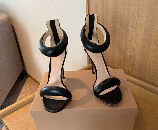 brand casual sandals spring and summer 2023 new fashion one line buckle open toe high heels women's thin heel shoes, Black
brand casual sandals spring and summer 2023 new fashion one line buckle open toe high heels women's thin heel shoes, Black