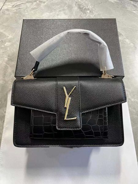 shoulder bags designer womens coin purse classic vintage backpack folding vintage leather chain bag tanned leather and cotton lining fashion
shoulder bags designer womens coin purse classic vintage backpack folding vintage leather chain bag tanned leather and cotton lining fashion