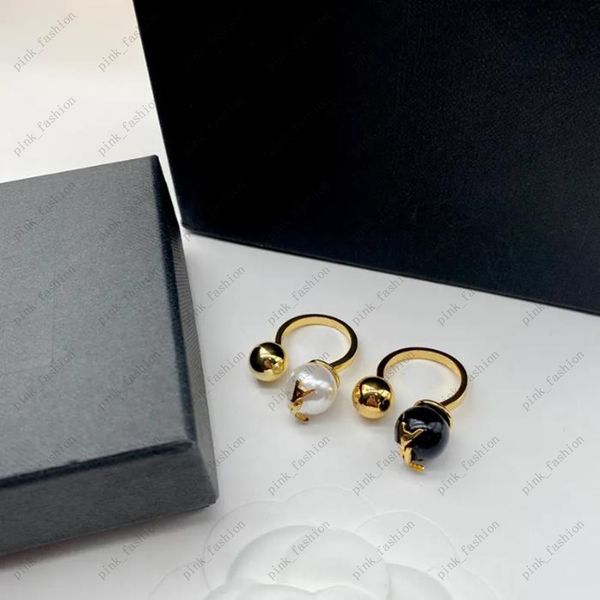 gold pearl ring designer rings for women men luxurys designers fashion jewelry couple y ring for wedding gift 2301124z, Silver
gold pearl ring designer rings for women men luxurys designers fashion jewelry couple y ring for wedding gift 2301124z, Silver