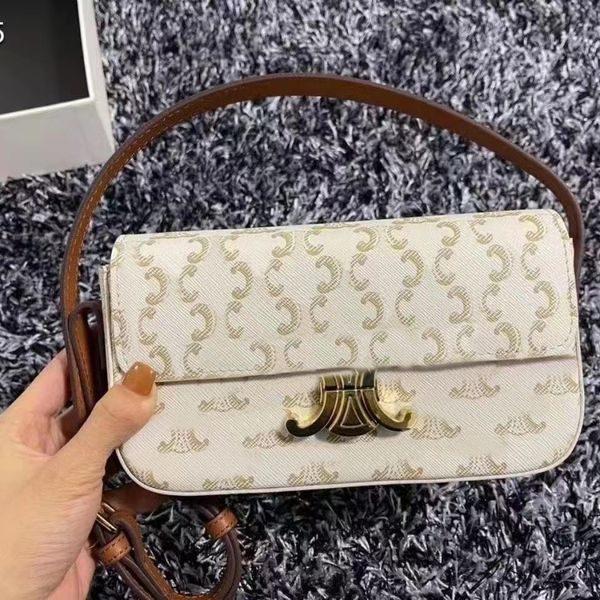 luxury brand shoulder bag designer fashion classic style underarm bag women's magic stick new portable
luxury brand shoulder bag designer fashion classic style underarm bag women's magic stick new portable
