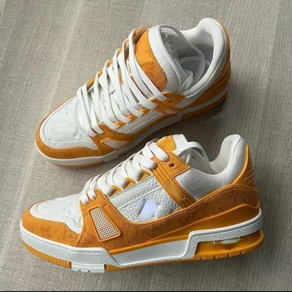 brand trainer casual shoes b22 shoes fashionable vintage denim stitching leather sneakers for men and women, Black
brand trainer casual shoes b22 shoes fashionable vintage denim stitching leather sneakers for men and women, Black