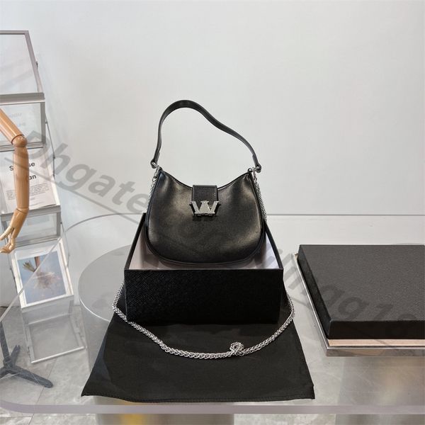 leather brand new chain shoulder bags handbag highquality cross bag heart-shaped decorative waterproof cloth real leather bag purse totes
leather brand new chain shoulder bags handbag highquality cross bag heart-shaped decorative waterproof cloth real leather bag purse totes