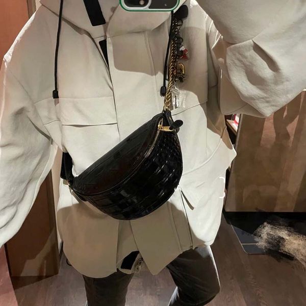 leather women clutch messenger bag crossbody purse chain diagonal shoulder bag a good feel large capacity and fashion women's leather b
leather women clutch messenger bag crossbody purse chain diagonal shoulder bag a good feel large capacity and fashion women's leather b