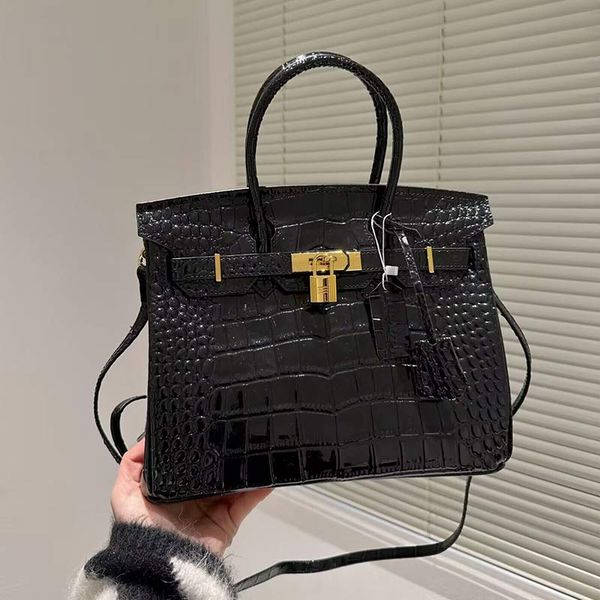 30cm crocodile genuine first layer leather h-shaped bag designers berking totes crocodile square flap cross body clutch envelope shoulder ba
30cm crocodile genuine first layer leather h-shaped bag designers berking totes crocodile square flap cross body clutch envelope shoulder ba