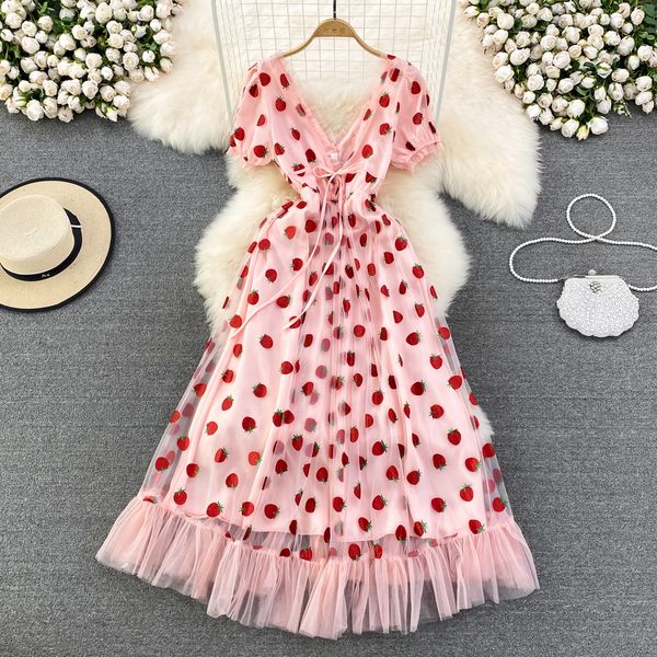 french super fairy gauze dress strawberry sequin v-neck fashion waist show thin seaside holiday dress, Black;gray
french super fairy gauze dress strawberry sequin v-neck fashion waist show thin seaside holiday dress, Black;gray