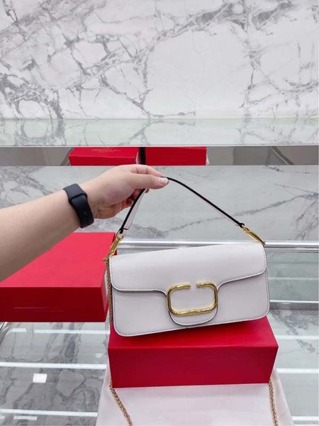 designer womens bag classic waist bag double shoulder metal calfskin handbag sheep leather lining inner pocket magnetic snap closure handhel
designer womens bag classic waist bag double shoulder metal calfskin handbag sheep leather lining inner pocket magnetic snap closure handhel