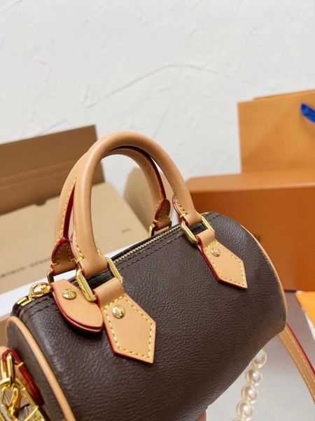 lady shoulder bag mini bags handbags brown speedy crossbody bag luxuries designers women bags pillow bag with pearls luxury bag purses desig
lady shoulder bag mini bags handbags brown speedy crossbody bag luxuries designers women bags pillow bag with pearls luxury bag purses desig