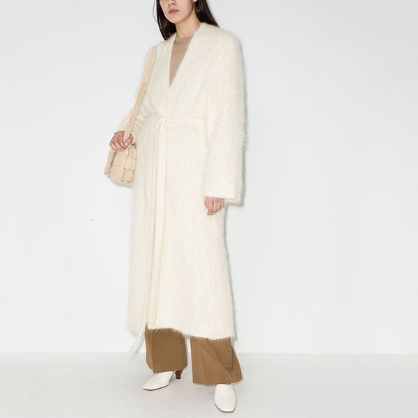 women's knits tees autumn and winter jumper cardigan women's midlength white wool fleece warm windbreaker bathrobe wind laced furr
women's knits tees autumn and winter jumper cardigan women's midlength white wool fleece warm windbreaker bathrobe wind laced furr