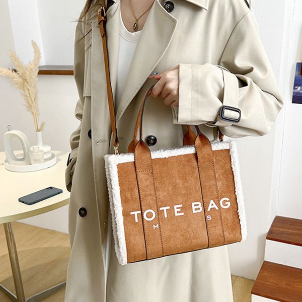 tote bags single messenger bag designer bag for women fashion pu plush handbags crossbody handbag simple small square purse wallets letter w
tote bags single messenger bag designer bag for women fashion pu plush handbags crossbody handbag simple small square purse wallets letter w