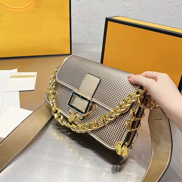 fend designer baguette bag fendace chains ssbody bag women handbag genuine leather letter ff hasp hardware removable strap handle
fend designer baguette bag fendace chains ssbody bag women handbag genuine leather letter ff hasp hardware removable strap handle