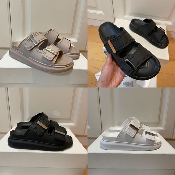 2023 new couple slippers casual outside wear everything three-color black and white khaki
2023 new couple slippers casual outside wear everything three-color black and white khaki