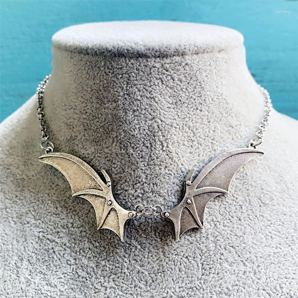 pendant necklaces 2023 vintage gothic jewelry bat vampire necklace for women fashion creative party favor horror witchcraft choker, Silver
pendant necklaces 2023 vintage gothic jewelry bat vampire necklace for women fashion creative party favor horror witchcraft choker, Silver