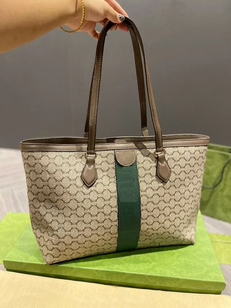 designer double g handbags luxury shopping bags lady fashion handbag classic accessories shoulder bags large capacity tote bag casual totes
designer double g handbags luxury shopping bags lady fashion handbag classic accessories shoulder bags large capacity tote bag casual totes