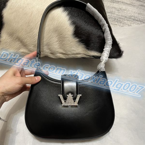 high leather brand new chain shoulder bag handbag highquality cross bag heart-shaped decorative waterproof cloth real leather bag purses
high leather brand new chain shoulder bag handbag highquality cross bag heart-shaped decorative waterproof cloth real leather bag purses