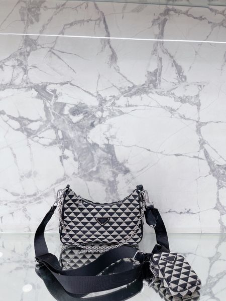 designer women luxurys handbags for ladies shoulder bag multi-color fashion bags wholesale
designer women luxurys handbags for ladies shoulder bag multi-color fashion bags wholesale
