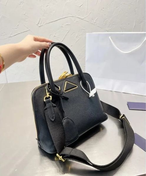 classic ladies saffiano shell bags triangle logo handbag removable wide shoulder strap double zipper messenger bag designer luxury shoulder
classic ladies saffiano shell bags triangle logo handbag removable wide shoulder strap double zipper messenger bag designer luxury shoulder