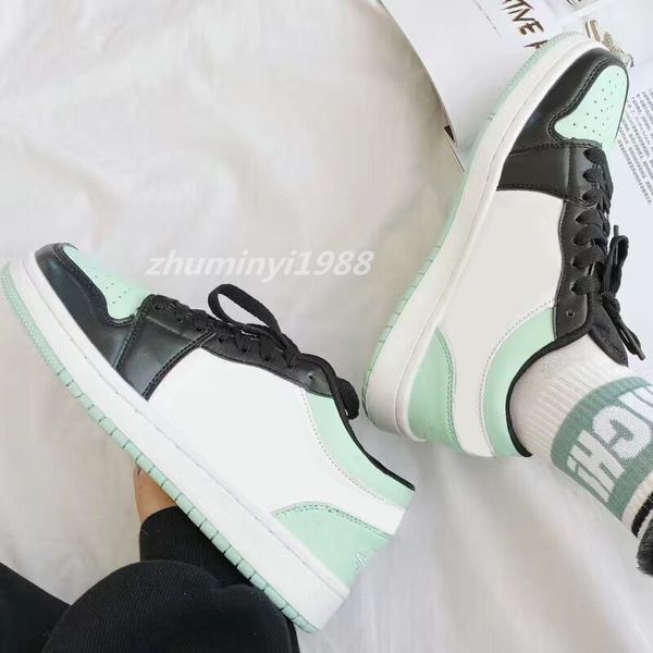 fashion jumpman 1 low basketball shoes 1s wolf grey carbon fiber arctic punch black toe fragment reverse mocha unc grey camo mens trainers w, White;red
fashion jumpman 1 low basketball shoes 1s wolf grey carbon fiber arctic punch black toe fragment reverse mocha unc grey camo mens trainers w, White;red