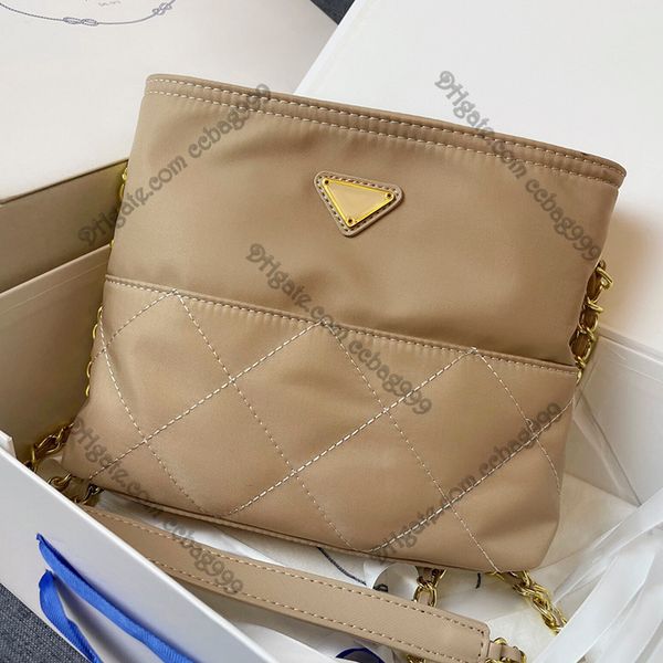 vintage women zipper hobo bags with chain enameled metal triangle designer handbags shoulder strap crossbody metal hardware sacoche pouches
vintage women zipper hobo bags with chain enameled metal triangle designer handbags shoulder strap crossbody metal hardware sacoche pouches